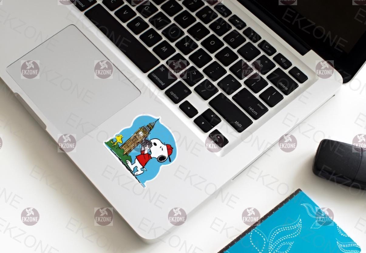 Snoopy in London Sticker - Peanuts Woodstock at Big Ben Decal - Cute Cartoon Travel Vinyl Sticker - London Sticker - Snoopy at Big Ben Decal